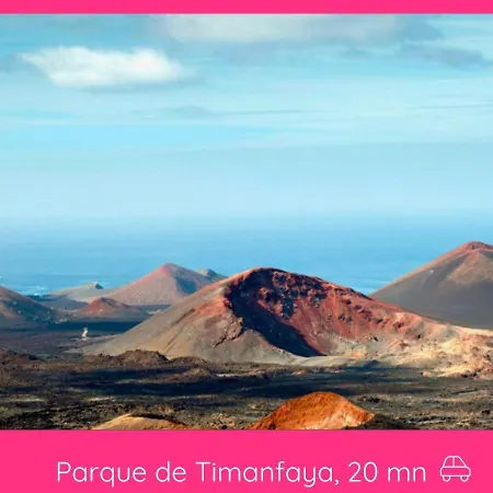 Full Relaxation - Private - Sea View - Stunning Garden - 2 Terraces - 2 Bedrooms - Wifi - Parking - Washing Machine 度假居