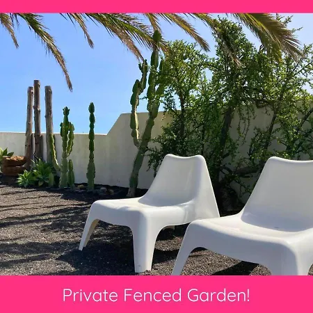 Full Relaxation - Private - Sea View - Private Garden - 2 Terraces - 3 Bedrooms - Wifi - Parking - Washing Machine