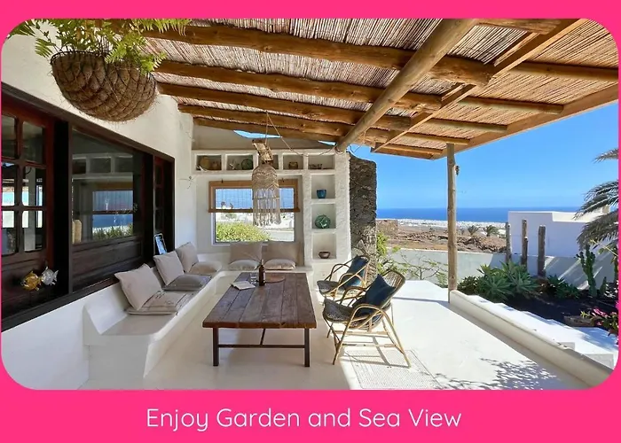 度假居 Full Relaxation - Private - Sea View - Stunning Garden - 2 Terraces - 2 Bedrooms - Wifi - Parking - Washing Machine *