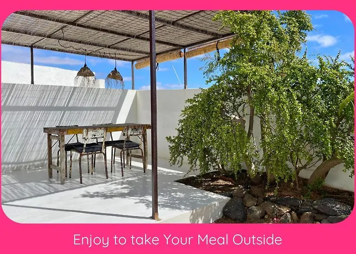 度假居 Full Relaxation - Private - Sea View - Stunning Garden - 2 Terraces - 2 Bedrooms - Wifi - Parking - Washing Machine *