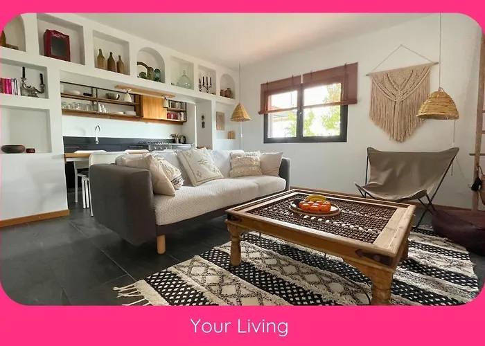 Full Relaxation - Private - Sea View - Stunning Garden - 2 Terraces - 2 Bedrooms - Wifi - Parking - Washing Machine 度假居 Güime