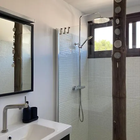 Full Relaxation - Private - Sea View - Private Garden - 2 Terraces - 3 Bedrooms - Wifi - Parking - Washing Machine Holiday home