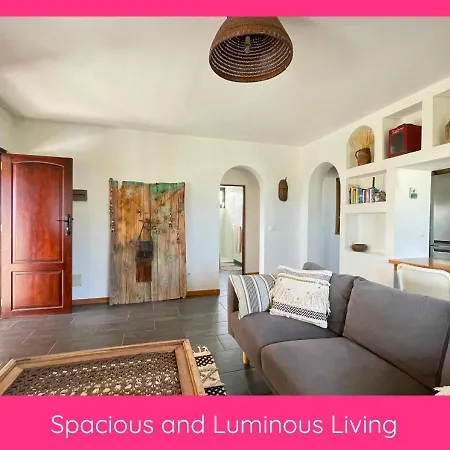 Full Relaxation - Private - Sea View - Stunning Garden - 2 Terraces - 2 Bedrooms - Wifi - Parking - Washing Machine Hébergement de vacances Güime