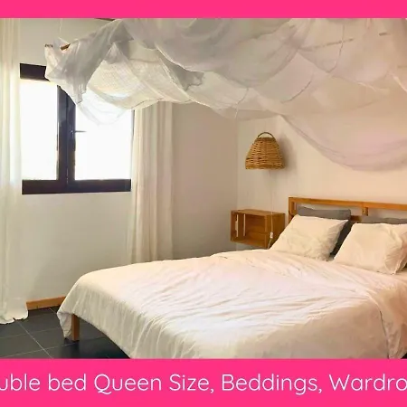 Full Relaxation - Private - Sea View - Stunning Garden - 2 Terraces - 2 Bedrooms - Wifi - Parking - Washing Machine