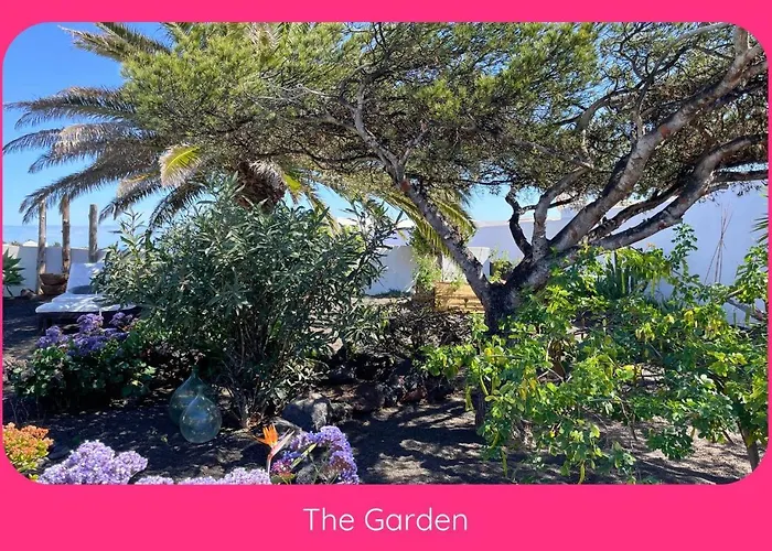 Holiday home Full Relaxation - Private - Sea View - Stunning Garden - 2 Terraces - 2 Bedrooms - Wifi - Parking - Washing Machine *