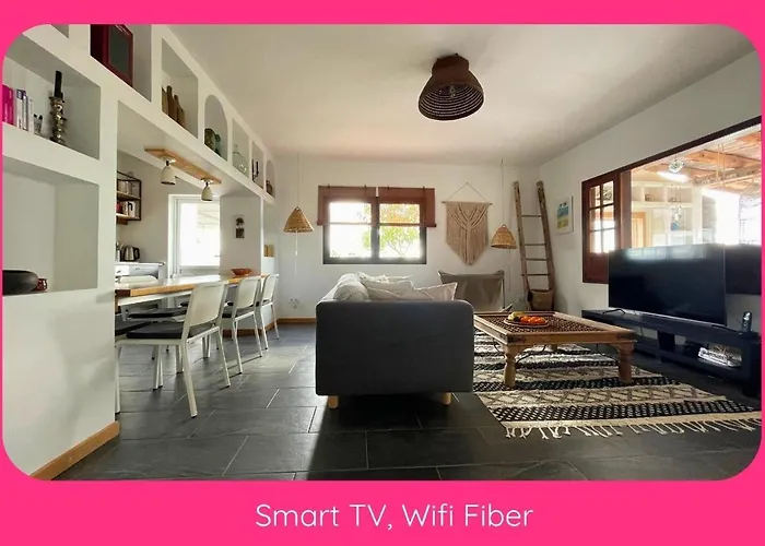 Full Relaxation - Private - Sea View - Stunning Garden - 2 Terraces - 2 Bedrooms - Wifi - Parking - Washing Machine Guime