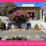 Full Relaxation - Private - Sea View - Stunning Garden - 2 Terraces - 2 Bedrooms - Wifi - Parking - Washing Machine *