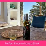Full Relaxation - Private - Sea View - Stunning Garden - 2 Terraces - 2 Bedrooms - Wifi - Parking - Washing Machine Σπίτι διακοπών Güime
